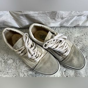 Women’s Vans size 8.5